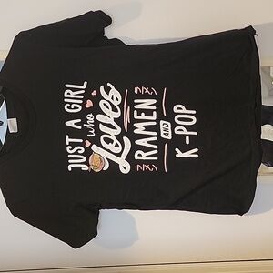Port & Company Juniors tee "Just a girl who loves Ramen and K pop" size large
